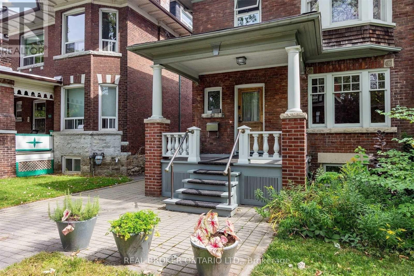 MLS® listing #28749884 for sale located at 499 PALMERSTON BOULEVARD