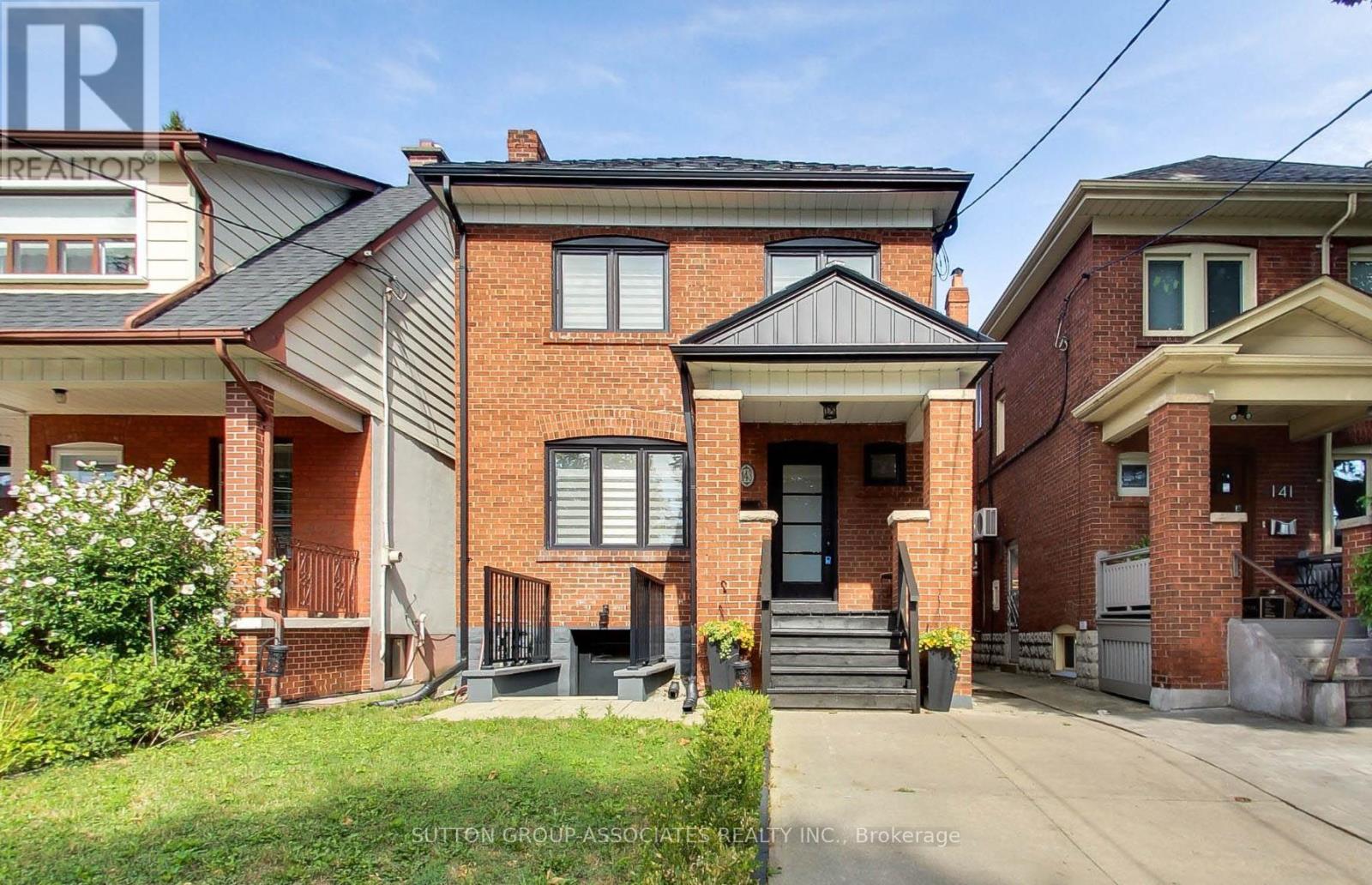 MLS® listing #28750492 for sale located at 143 PINEWOOD AVENUE