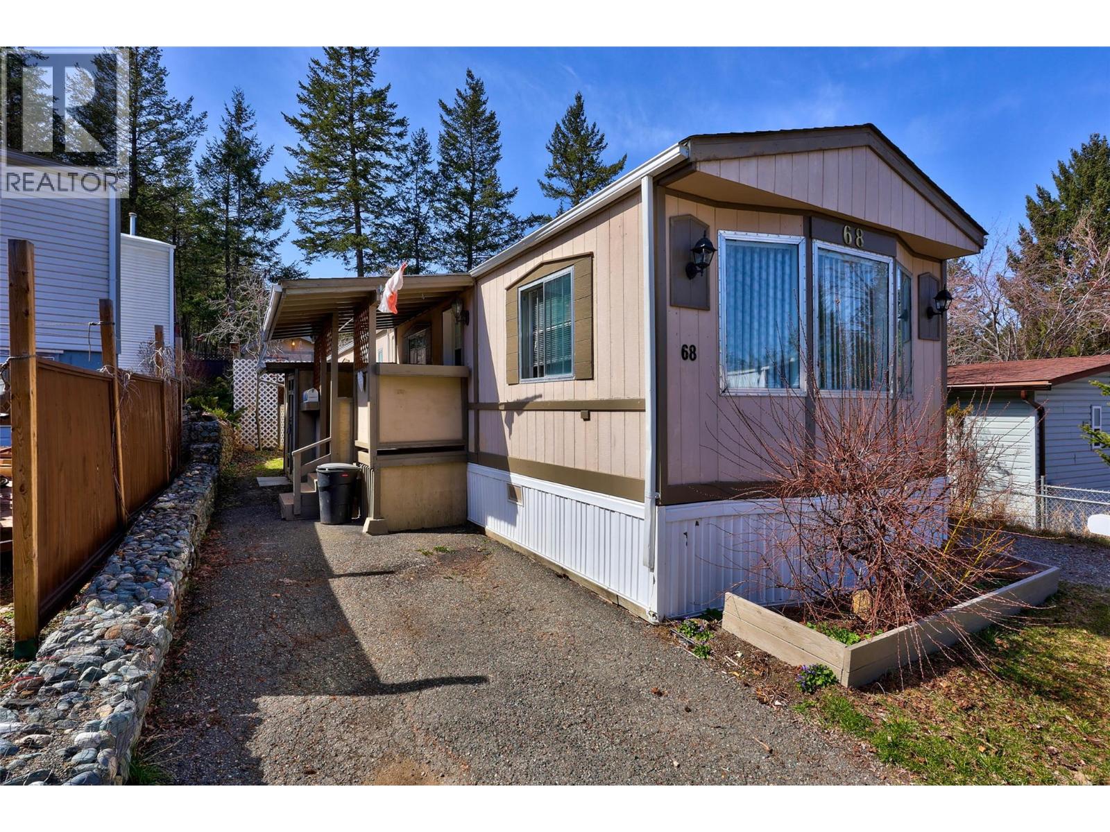 MLS® listing #28753067 for sale located at 1555 Howe Road Unit# 68