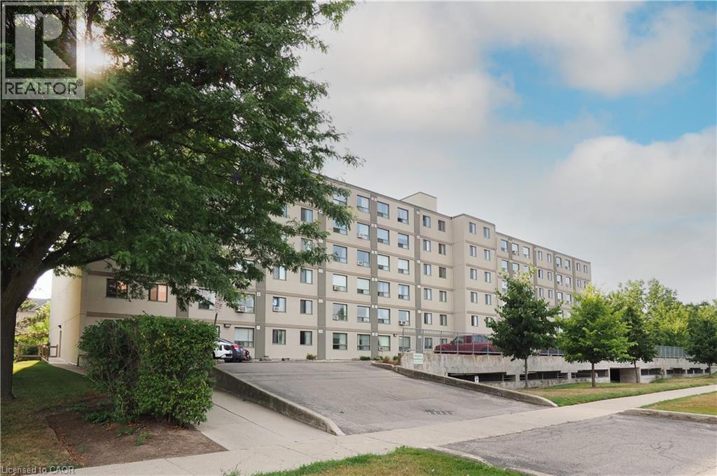 MLS® listing #28754333 for sale located at 18 HOLBORN Court Unit# 402