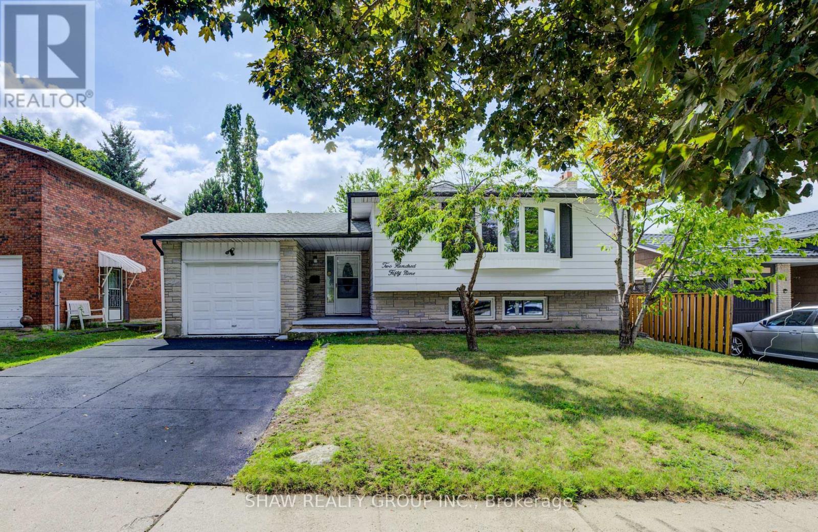 MLS® listing #28755027 for sale located at 259 LORRAINE AVENUE