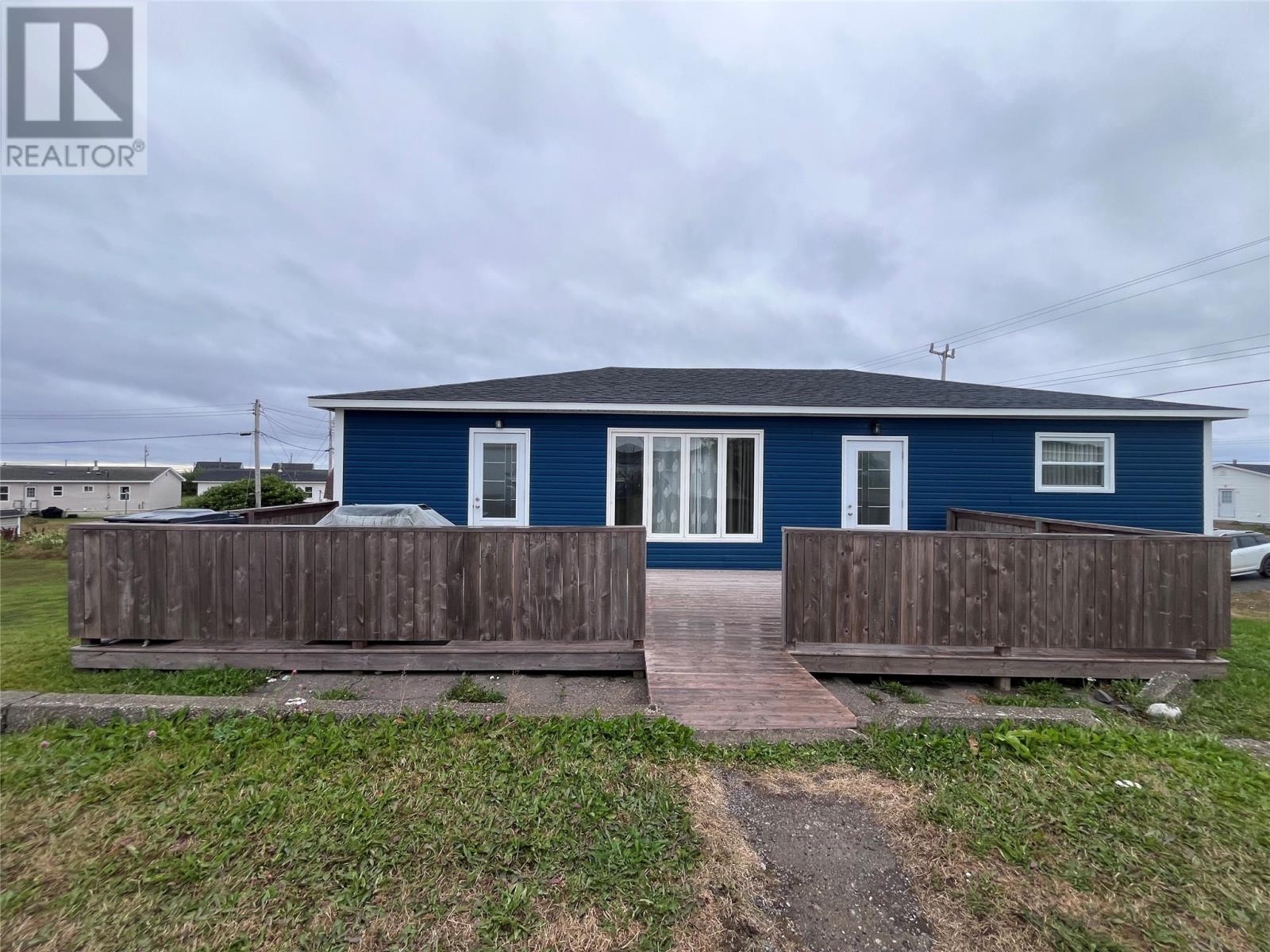 MLS® listing #28761029 for sale located at 17 Pinchmarsh Road