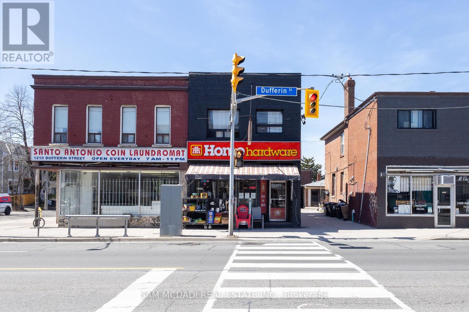 MLS® listing #28763017 for sale located at 1212 DUFFERIN STREET