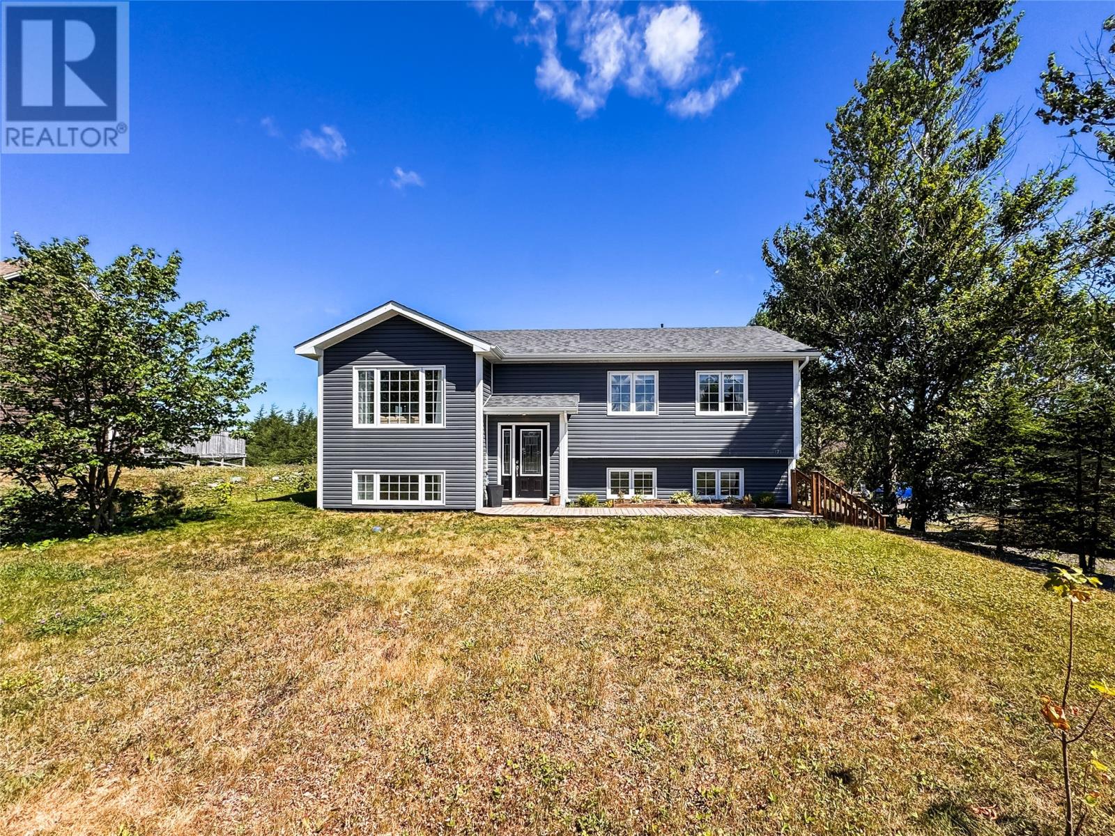 MLS® listing #28766144 for sale located at 171-173 Greenwood Street W