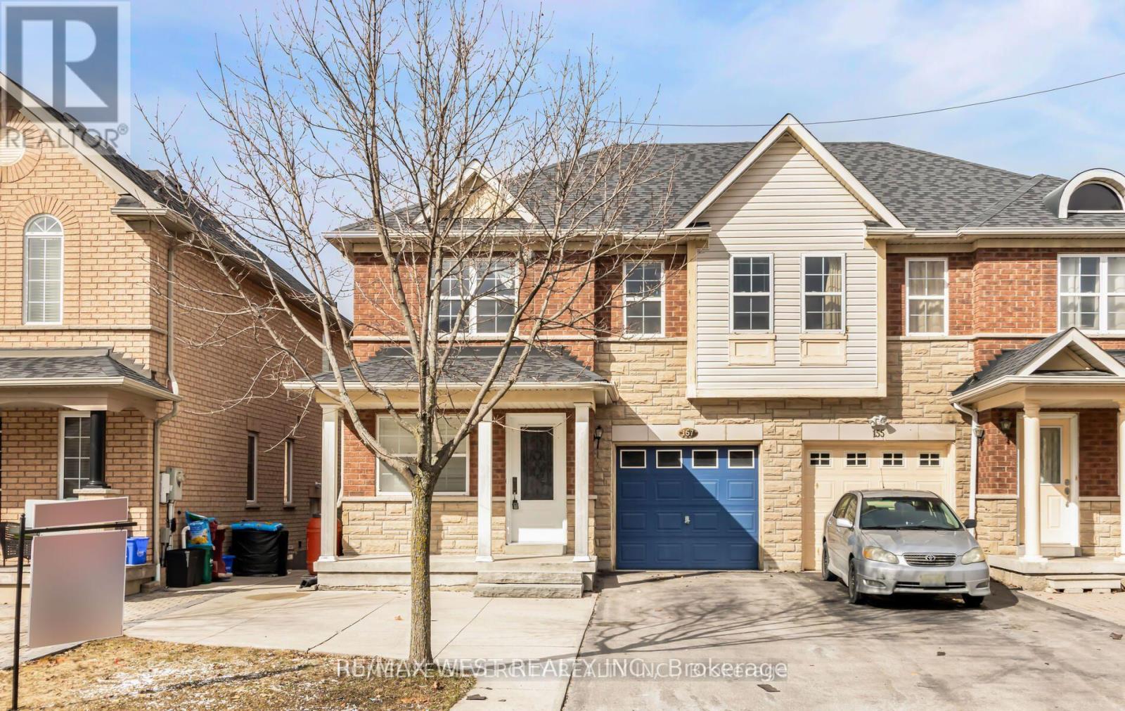 MLS® listing #28780325 for sale located at LOWER - 157 HOLLYWOOD HILL CIRCLE