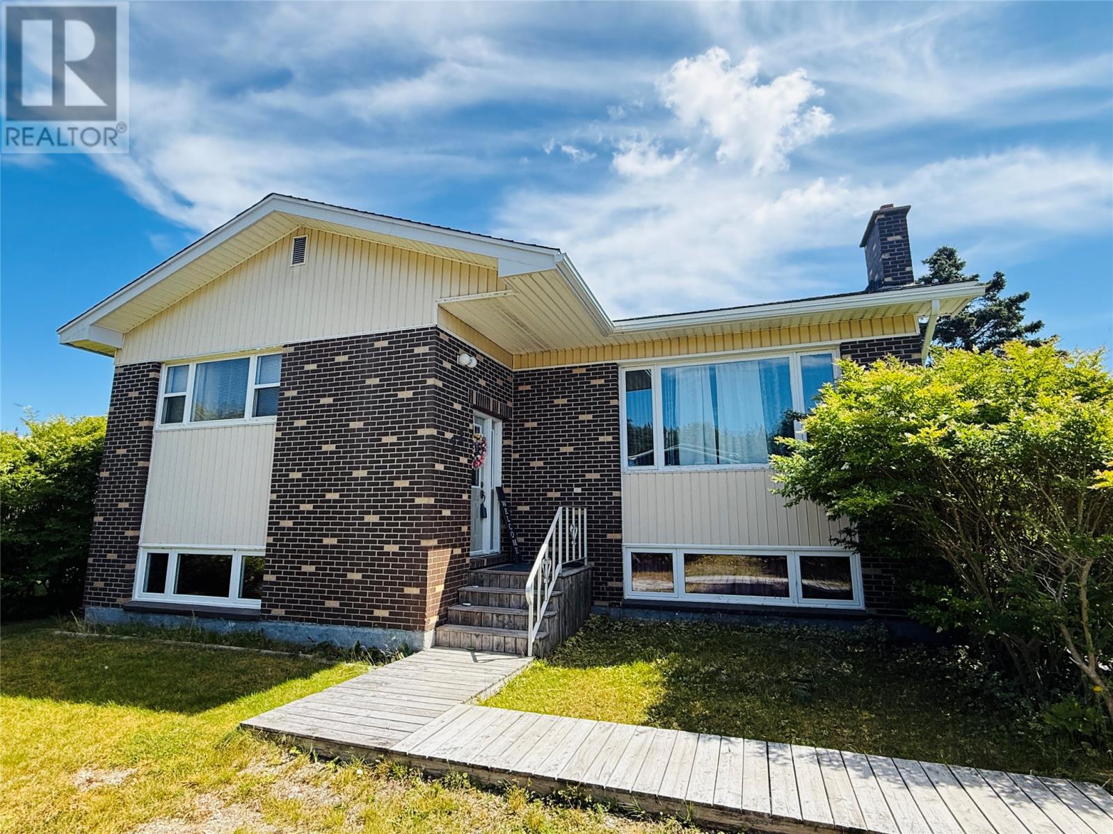 MLS® listing #28780546 for sale located at 22 Ville Marie Drive