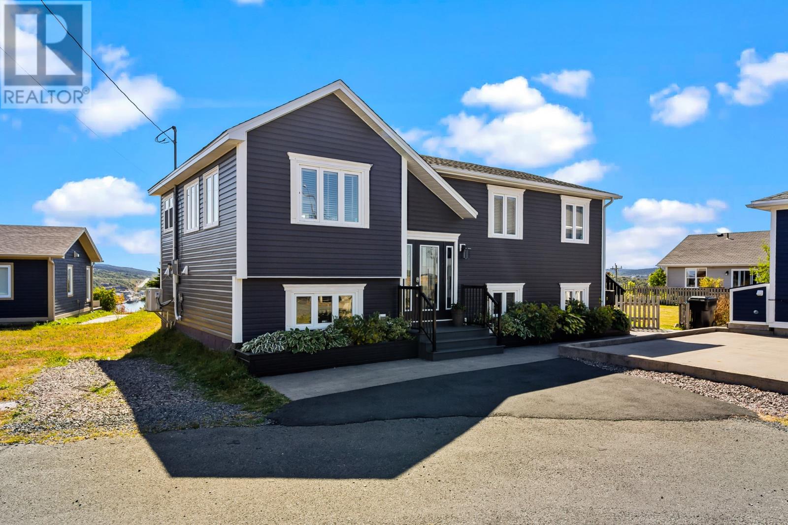 MLS® listing #28780590 for sale located at 168 Signal Hill Road
