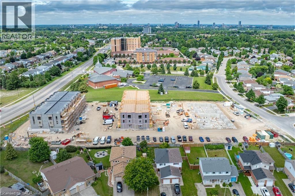 MLS® listing #28780759 for sale located at 525 ERINBROOK Drive Unit# B033