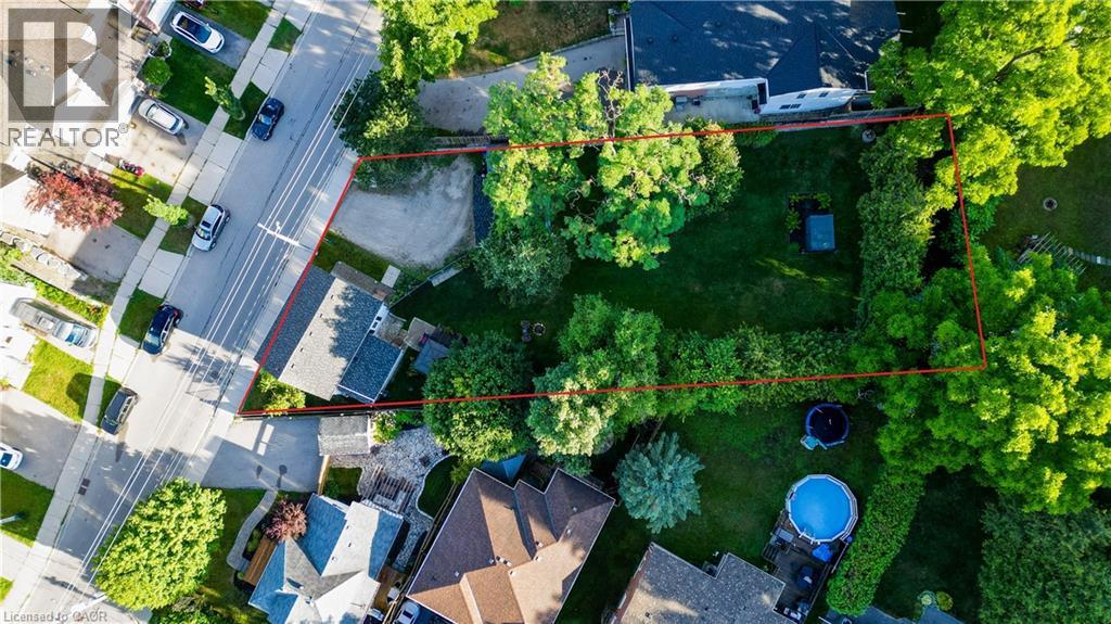 MLS® listing #28781814 for sale located at 64 WOOLWICH Street
