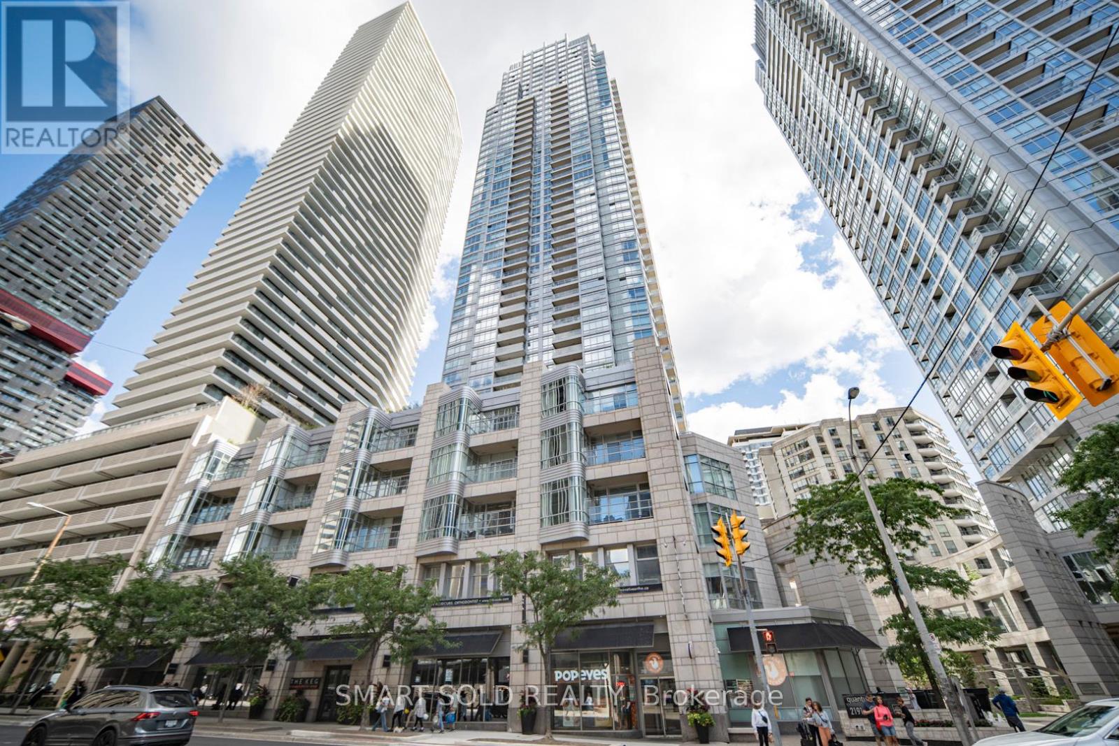 MLS® listing #28786996 for sale located at 901 - 2191 YONGE STREET