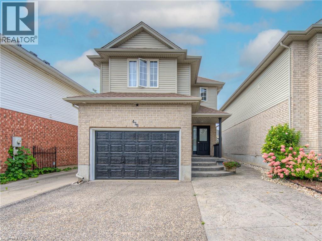 MLS® listing #28789467 for sale located at 428 WAKE ROBIN Crescent