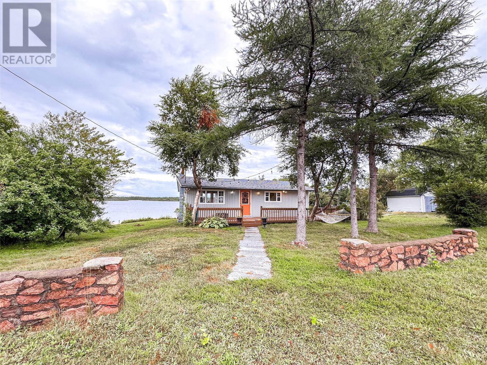 MLS® listing #28797433 for sale located at 18 Old Road