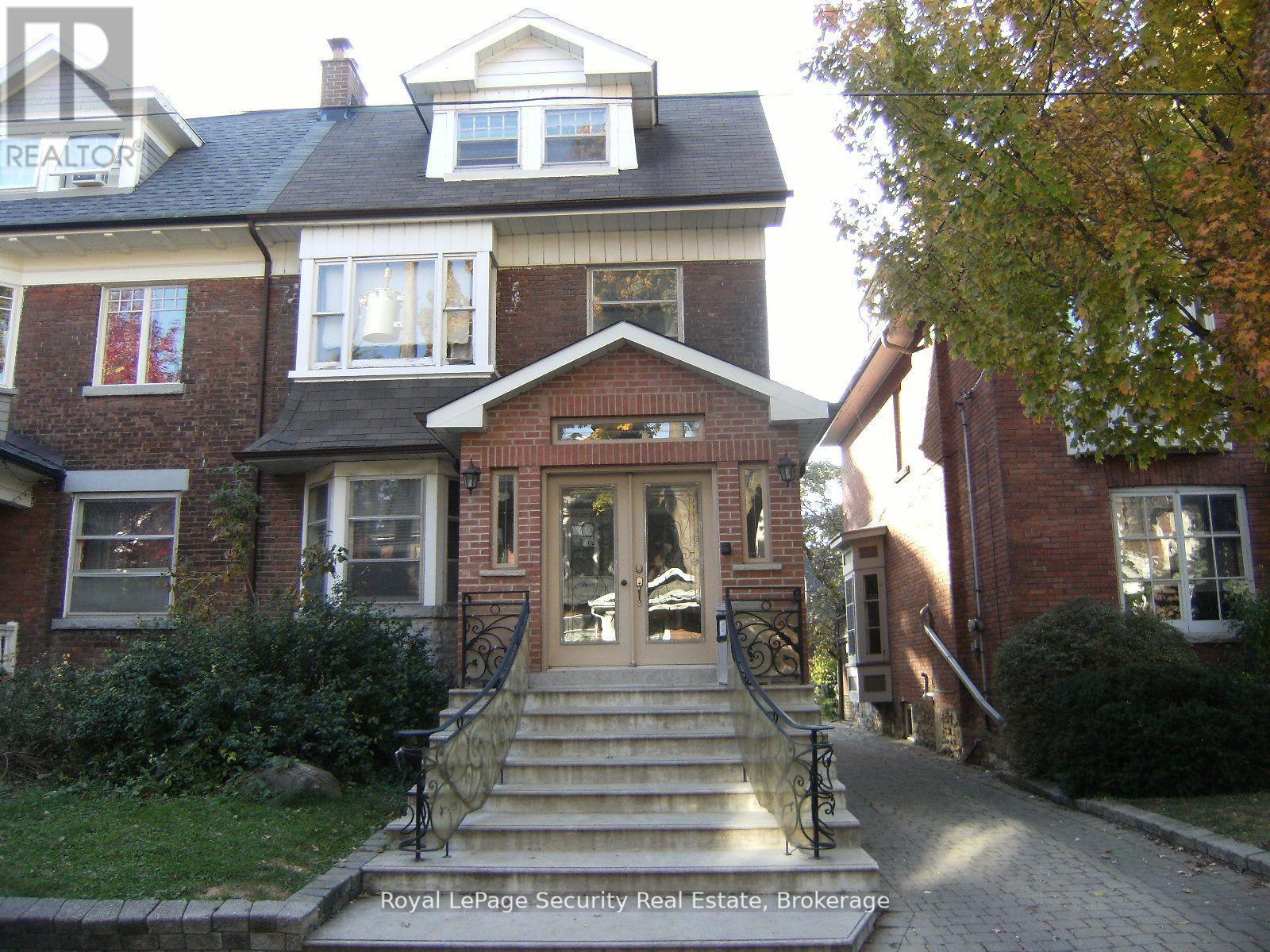 MLS® listing #28797788 for sale located at 122 DELAWARE AVENUE