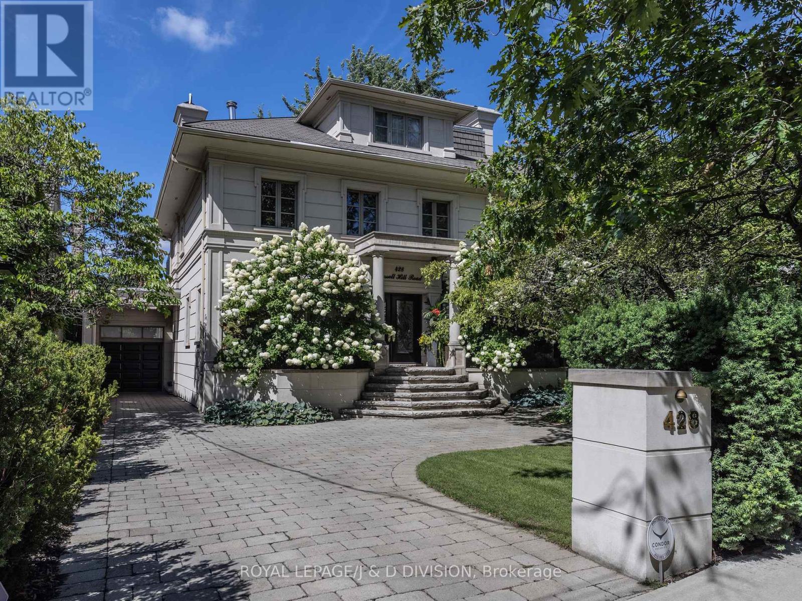 MLS® listing #28799545 for sale located at 428 RUSSELL HILL ROAD