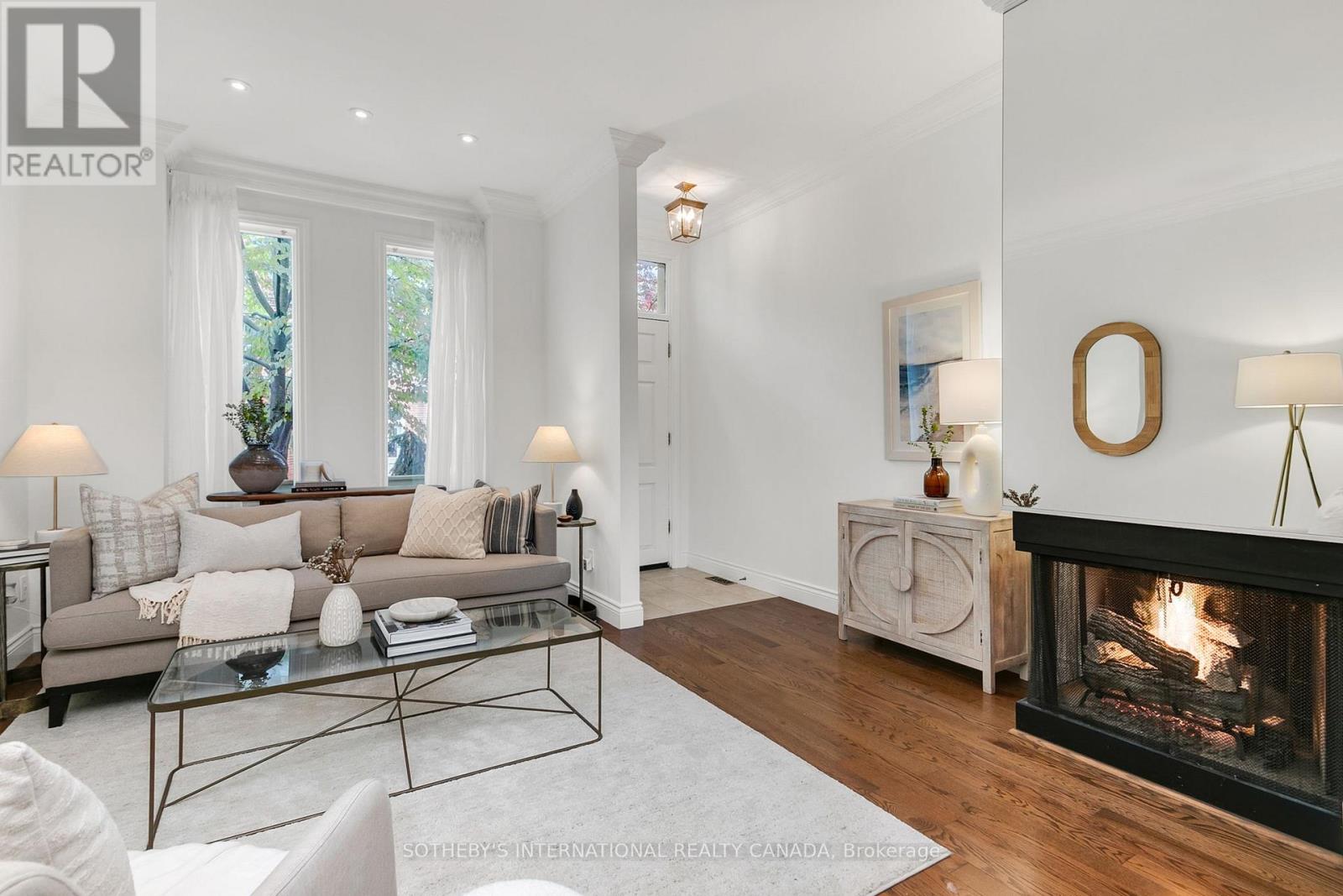 MLS® listing #28801551 for sale located at 48 SALISBURY AVENUE