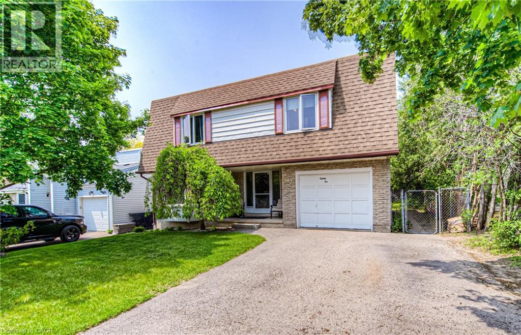 MLS® listing #28805490 for sale located at 82 ROSENEATH Crescent