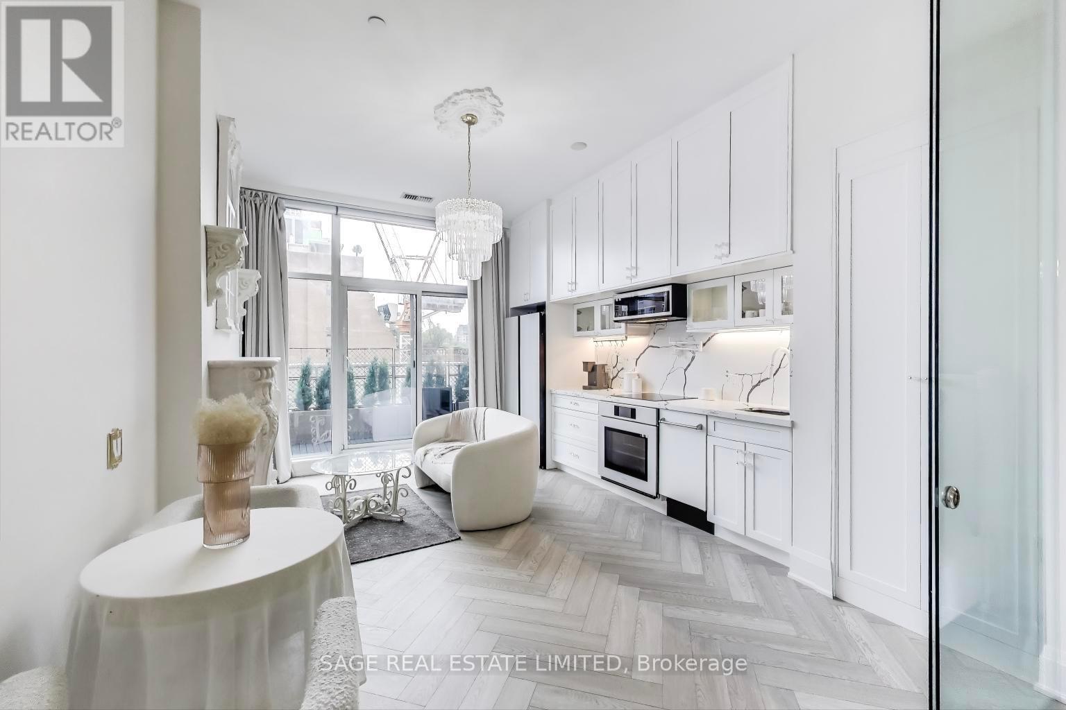 MLS® listing #28808561 for sale located at 320 - 155 YORKVILLE AVENUE
