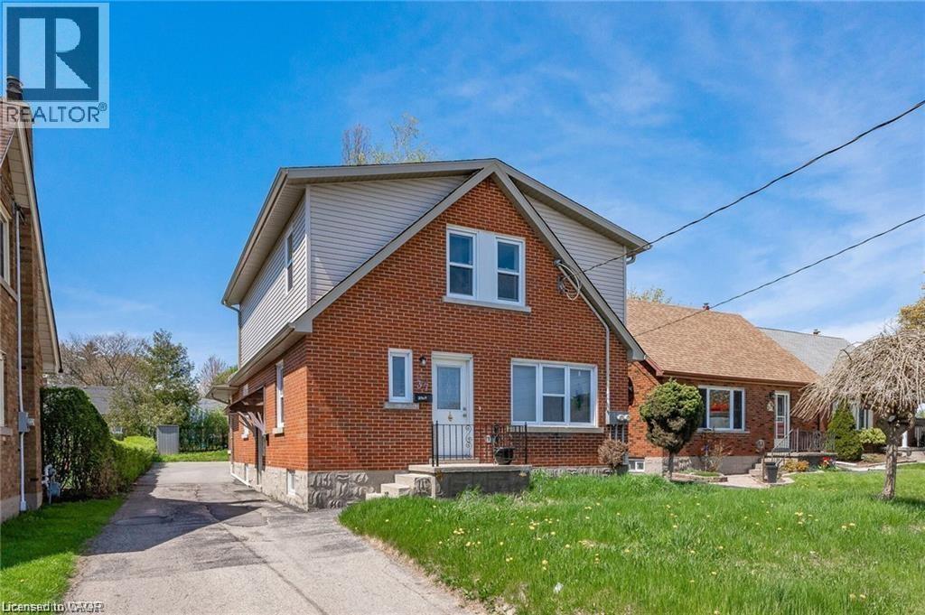 MLS® listing #28811088 for sale located at 37 EDNA Street Unit# B