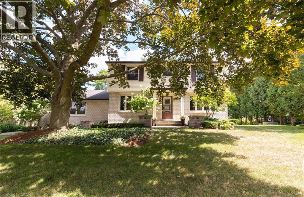 MLS® listing #28811528 for sale located at 36 MARQUETTE Drive