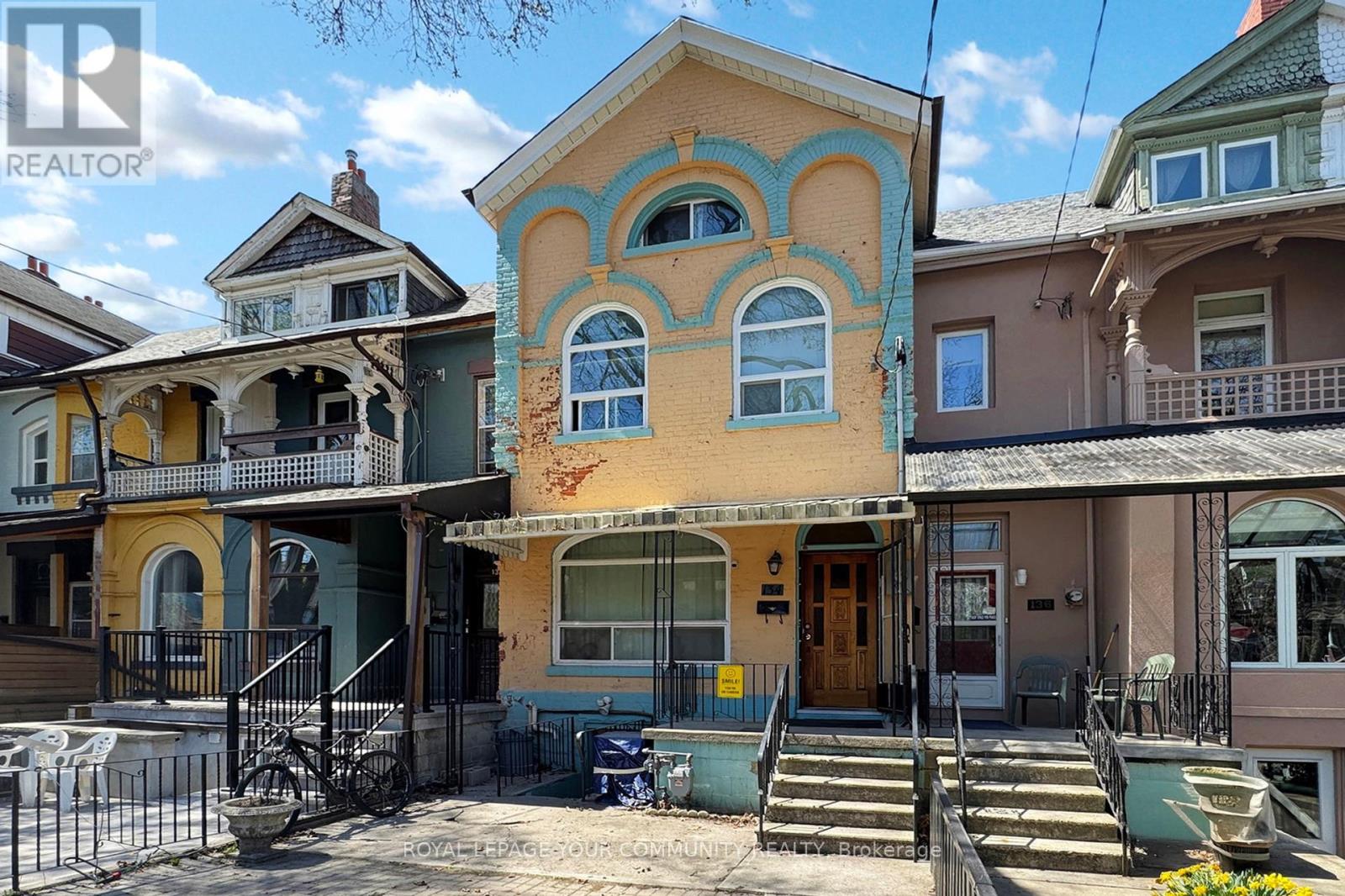 MLS® listing #28812415 for sale located at 134 BRUNSWICK AVENUE