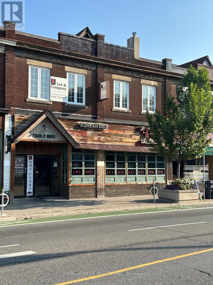 MLS® listing #28812782 for sale located at 658 BLOOR STREET W