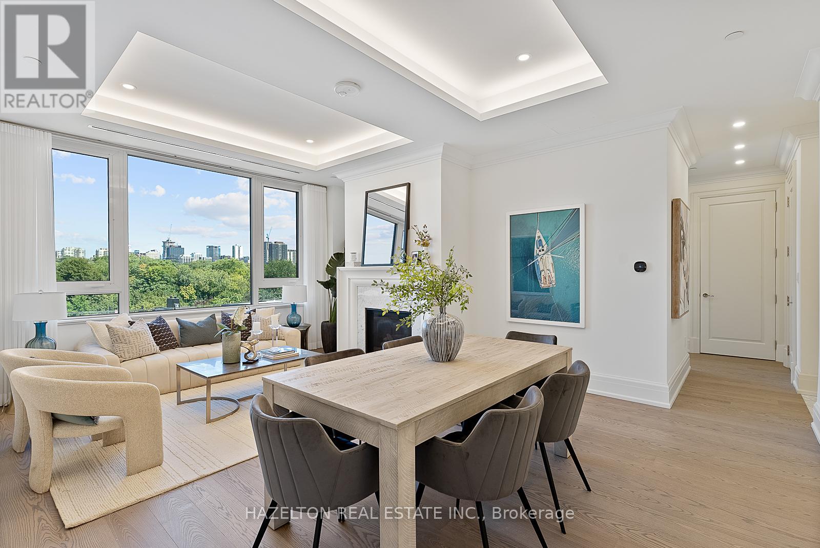 MLS® listing #28813513 for sale located at 404 - 128 HAZELTON AVENUE
