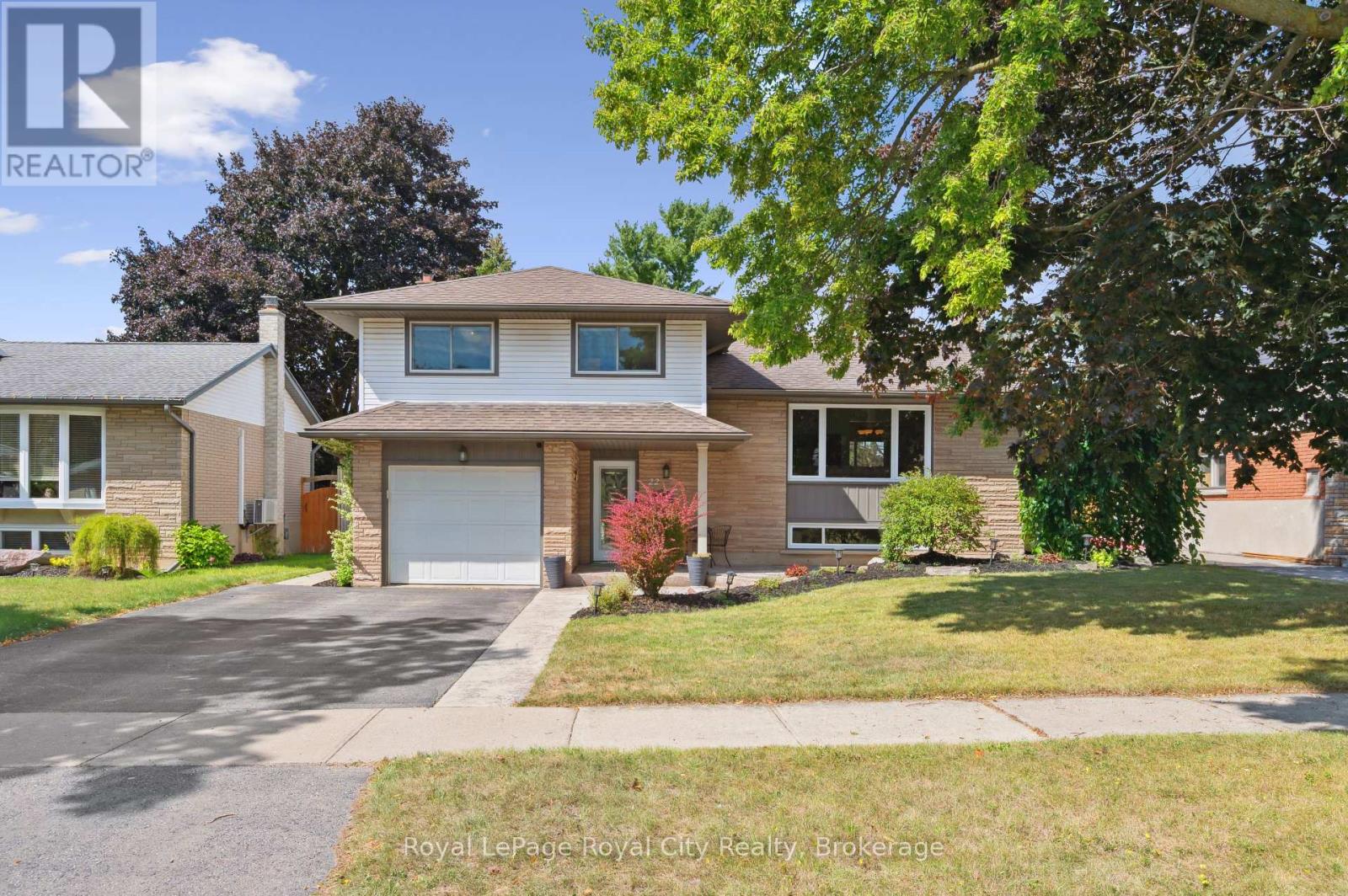 MLS® listing #28813781 for sale located at 22 OWEN AVENUE