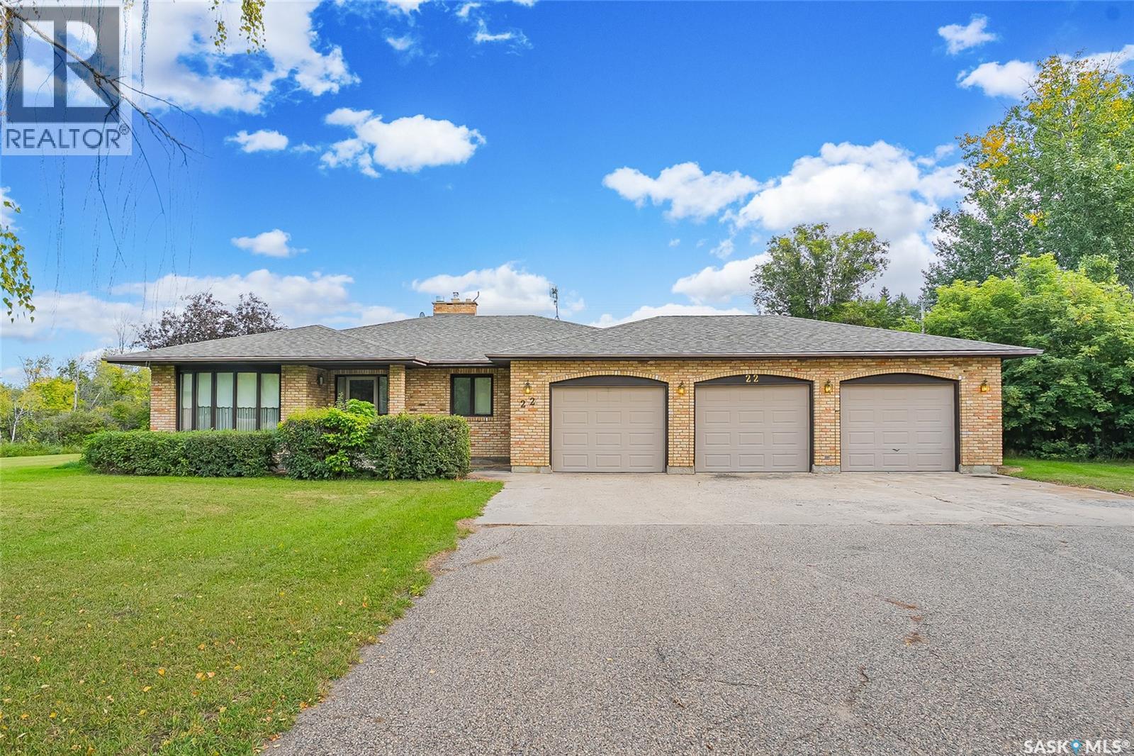 MLS® listing #28816309 for sale located at 22 Redwood DRIVE