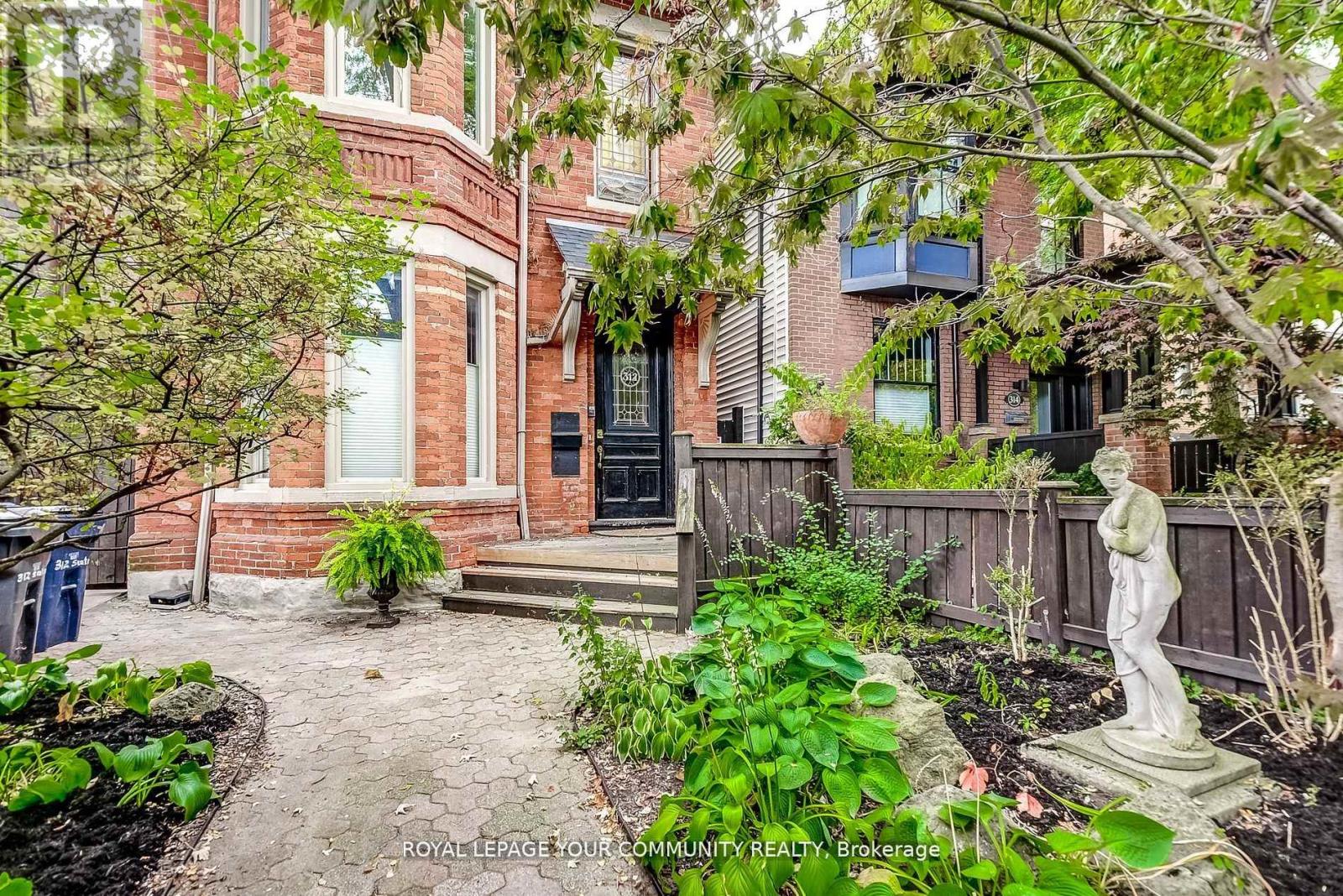 MLS® listing #28819632 for sale located at 312 SEATON STREET