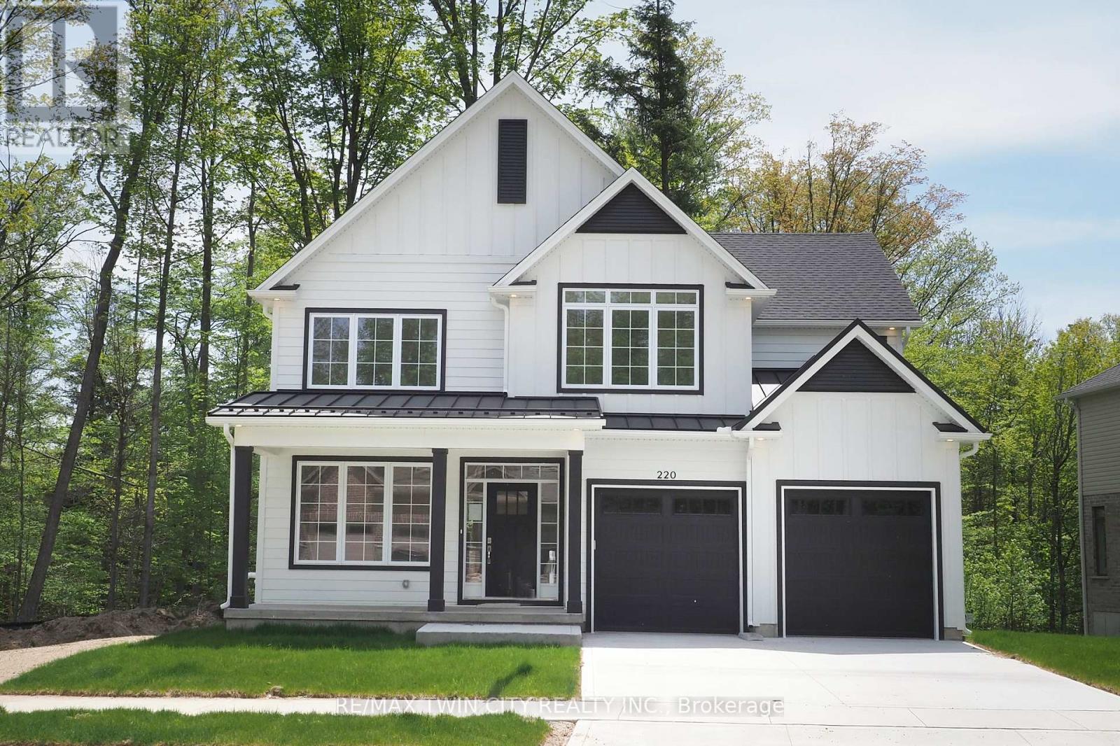 MLS® listing #28823993 for sale located at 220 JEFFREY PLACE