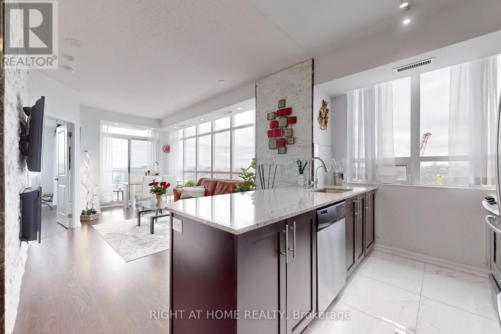 MLS® listing #28828932 for sale located at 2415 - 125 WESTERN BATTERY ROAD