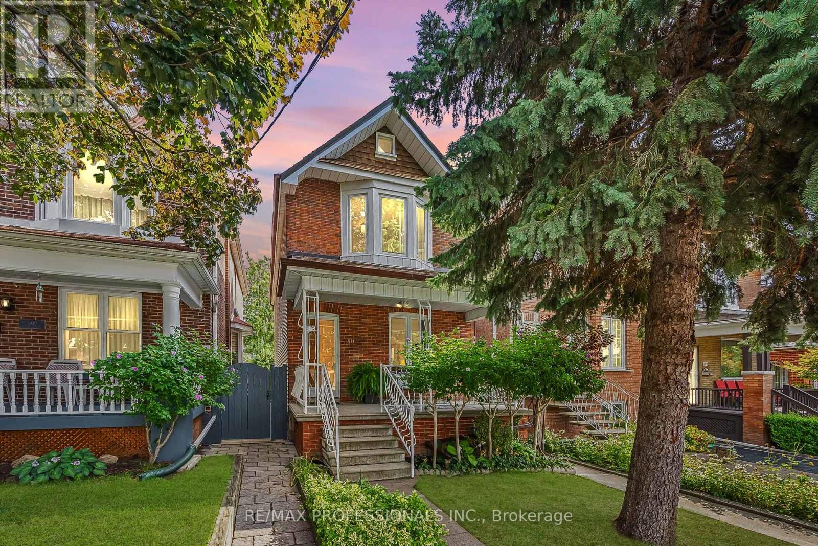 MLS® listing #28829289 for sale located at 507 SALEM AVENUE N