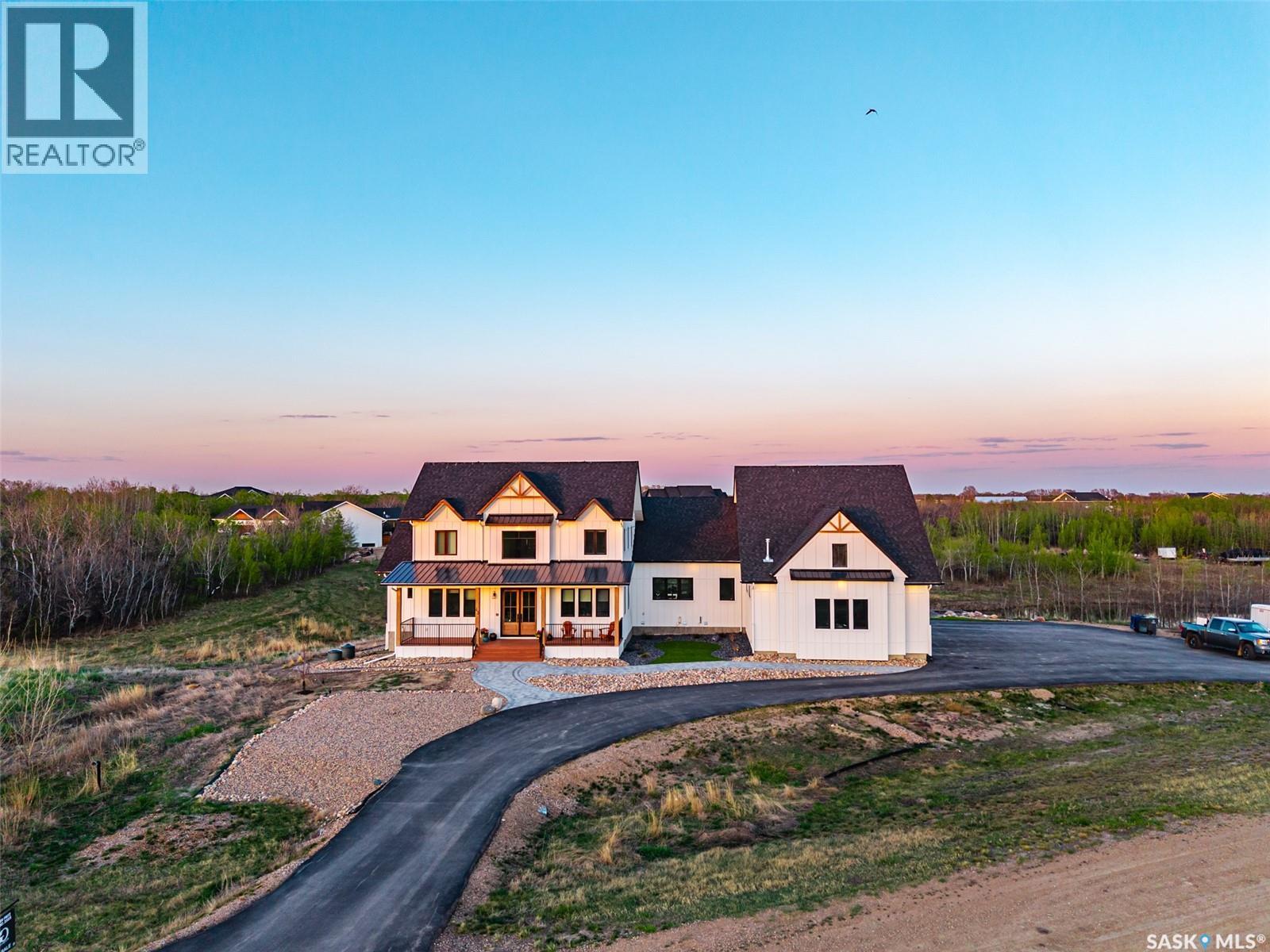 MLS® listing #28830319 for sale located at 43 Applewood COURT
