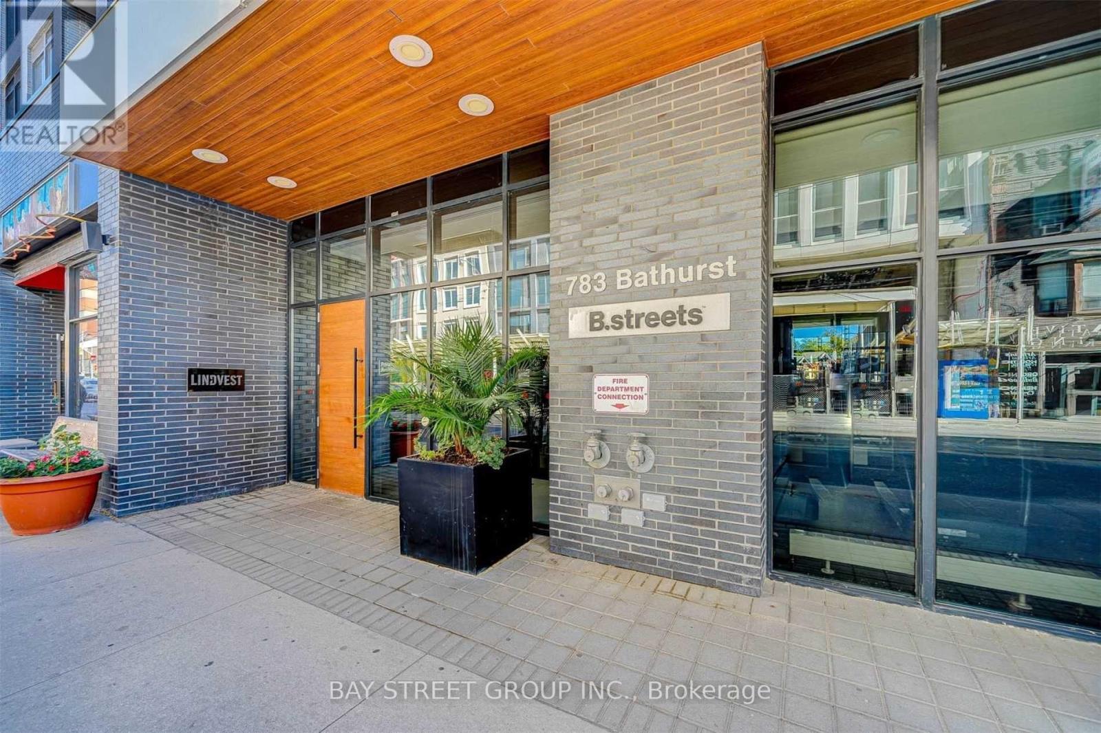 MLS® listing #28832003 for sale located at 812 - 783 BATHURST STREET