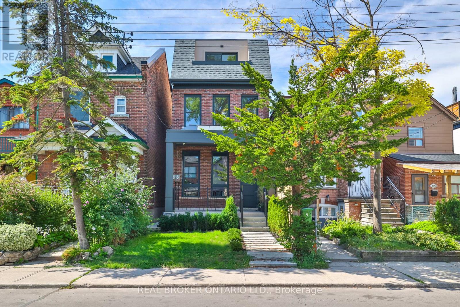 MLS® listing #28832009 for sale located at 444 ROXTON ROAD