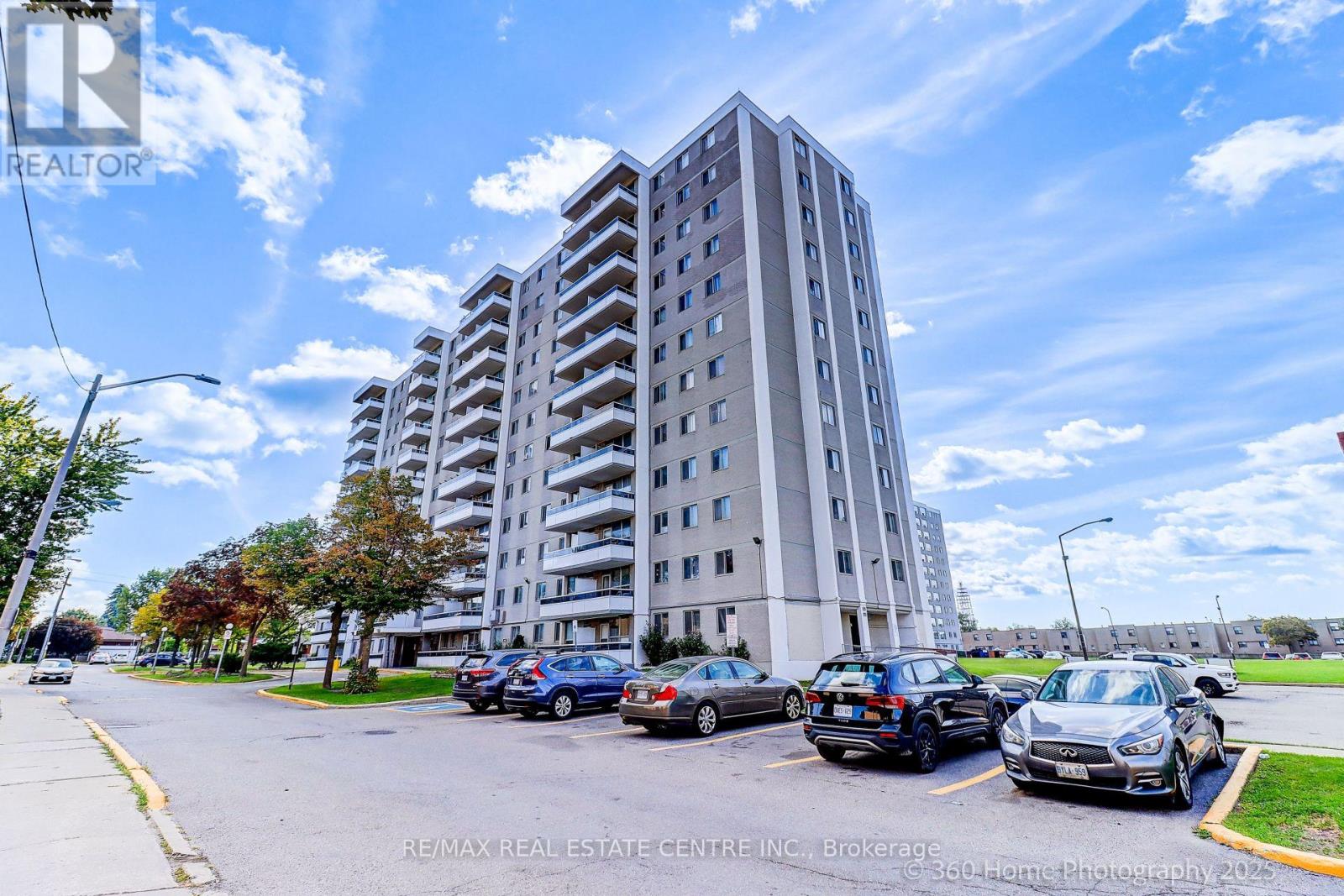 MLS® listing #28833693 for sale located at 1108 - 200 LOTHERTON PATHWAY