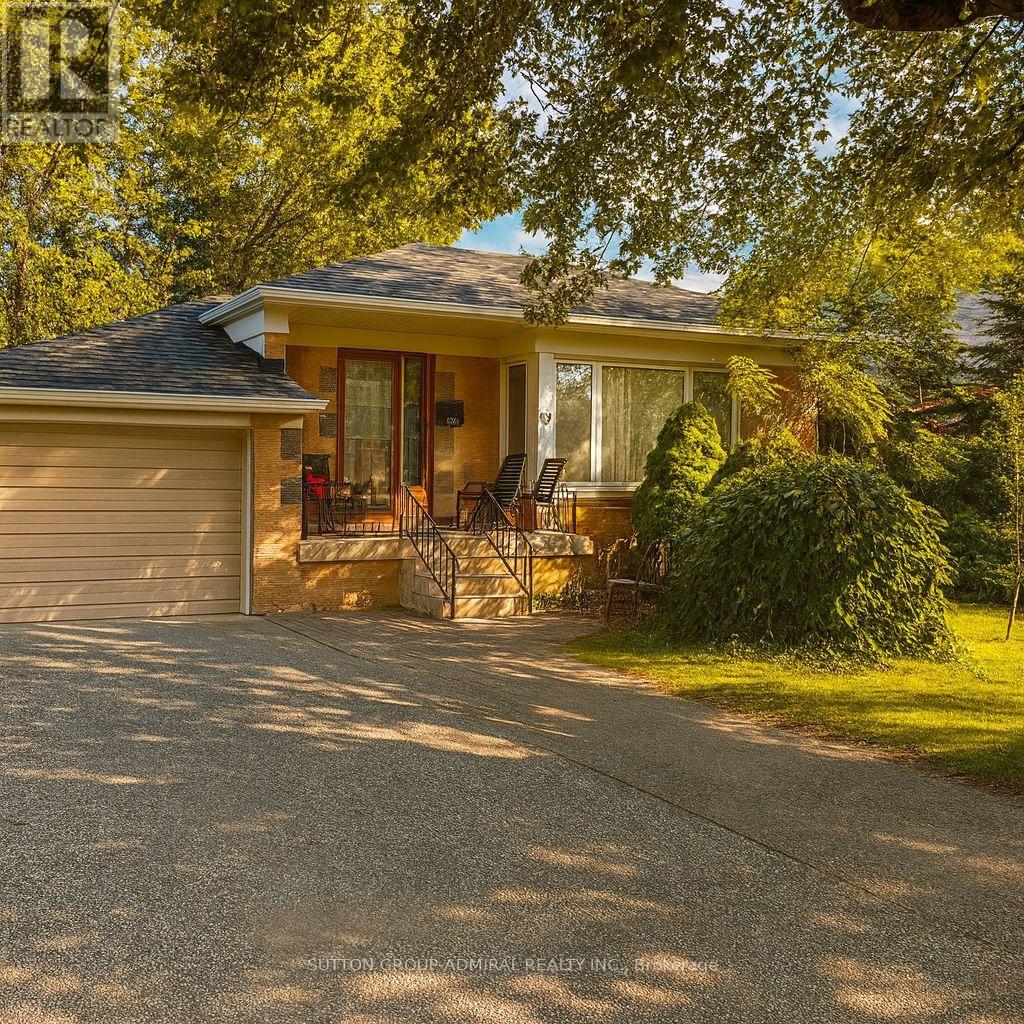 MLS® listing #28835887 for sale located at 52 ACTON AVENUE