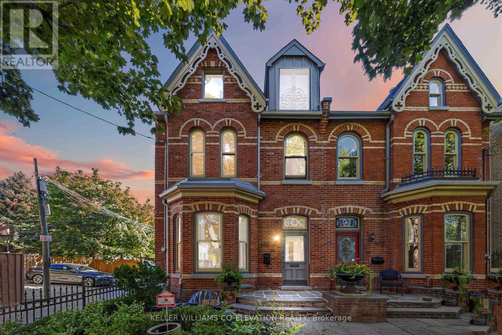 MLS® listing #28838768 for sale located at 455 ONTARIO STREET