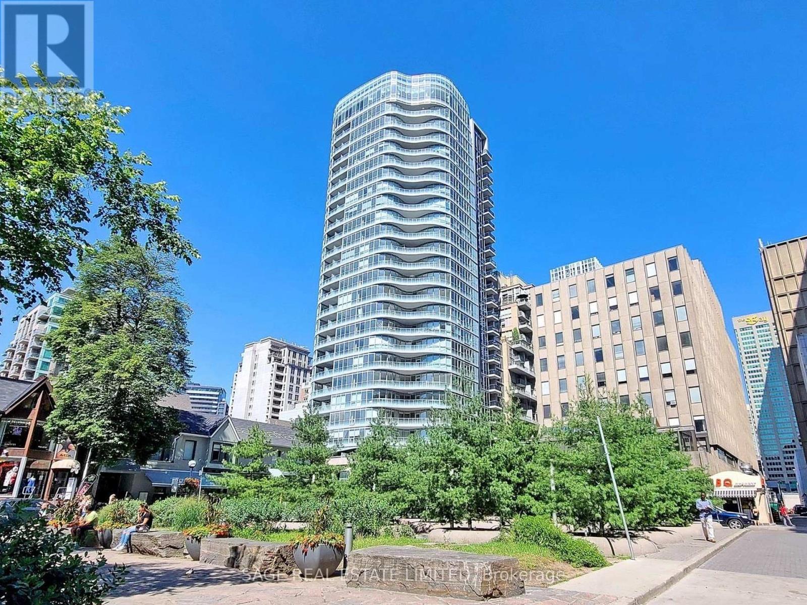MLS® listing #28841807 for sale located at 2102 - 88 CUMBERLAND STREET