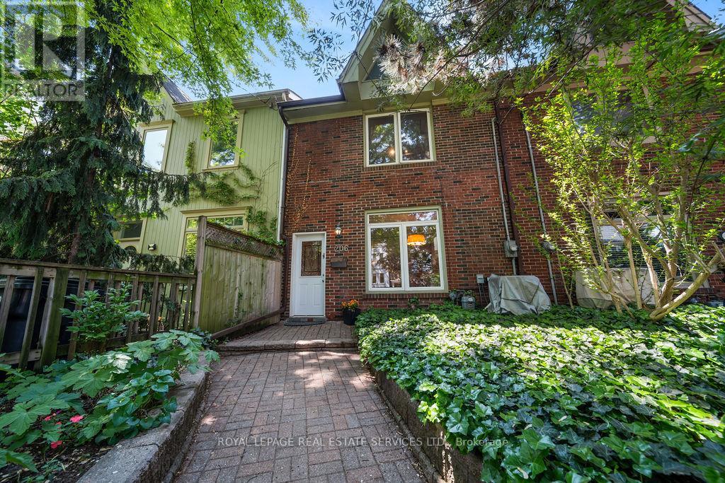 MLS® listing #28843426 for sale located at 206 BERKELEY STREET