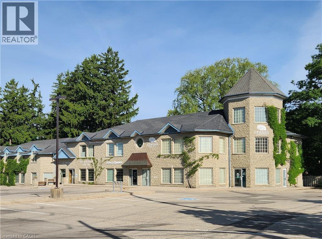 MLS® listing #28843873 for sale located at 370 UNIVERSITY Avenue E Unit# 105