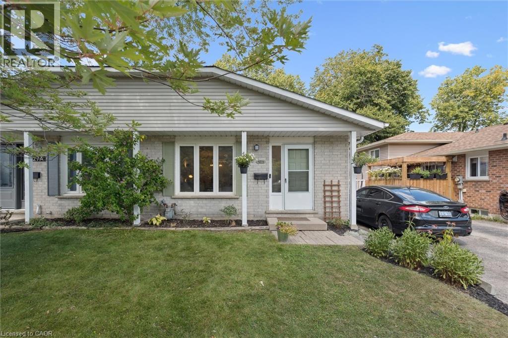 MLS® listing #28848733 for sale located at 427B DAYNA Crescent