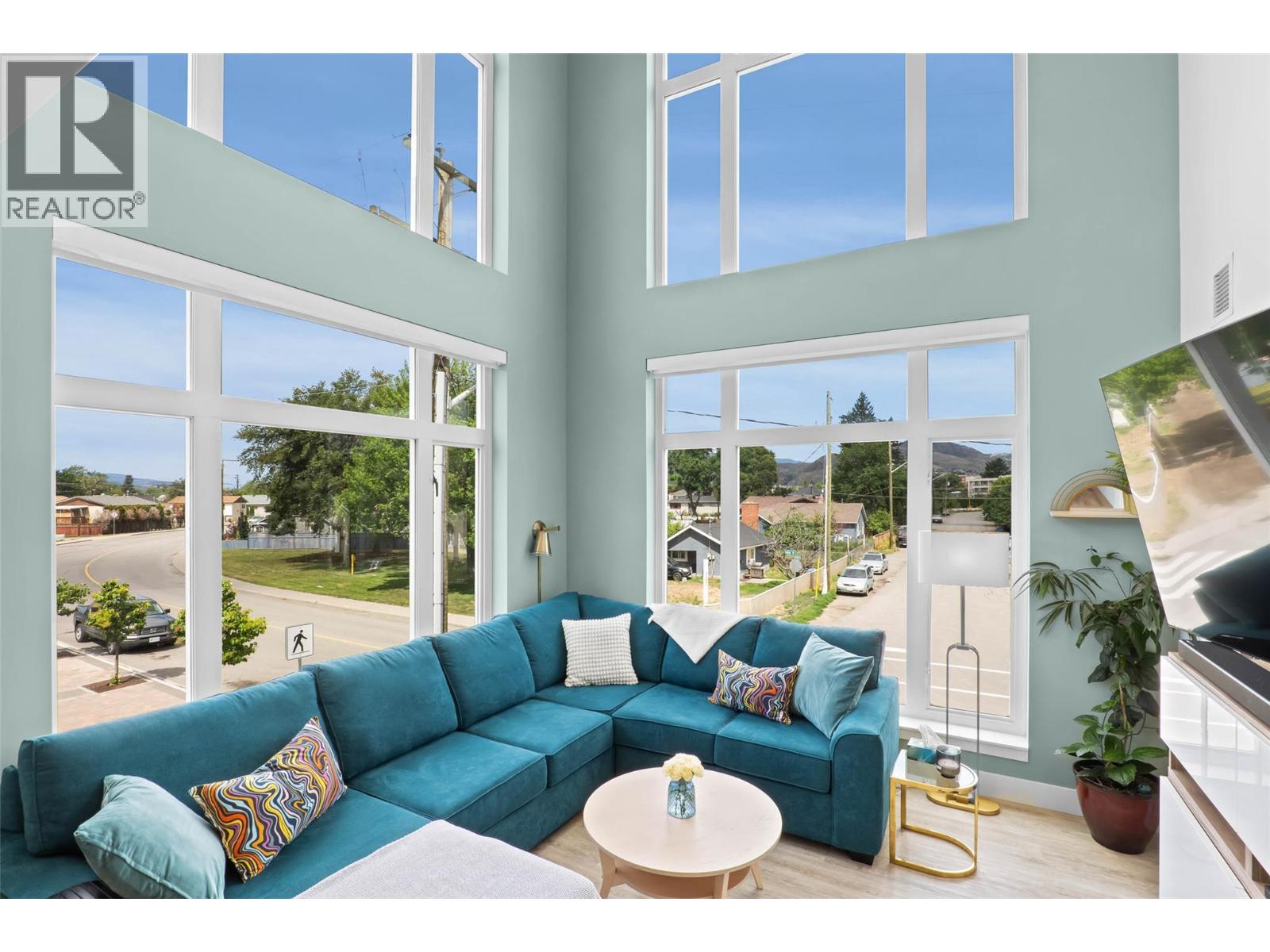 MLS® listing #28848742 for sale located at 107 YEW Street Unit# 201