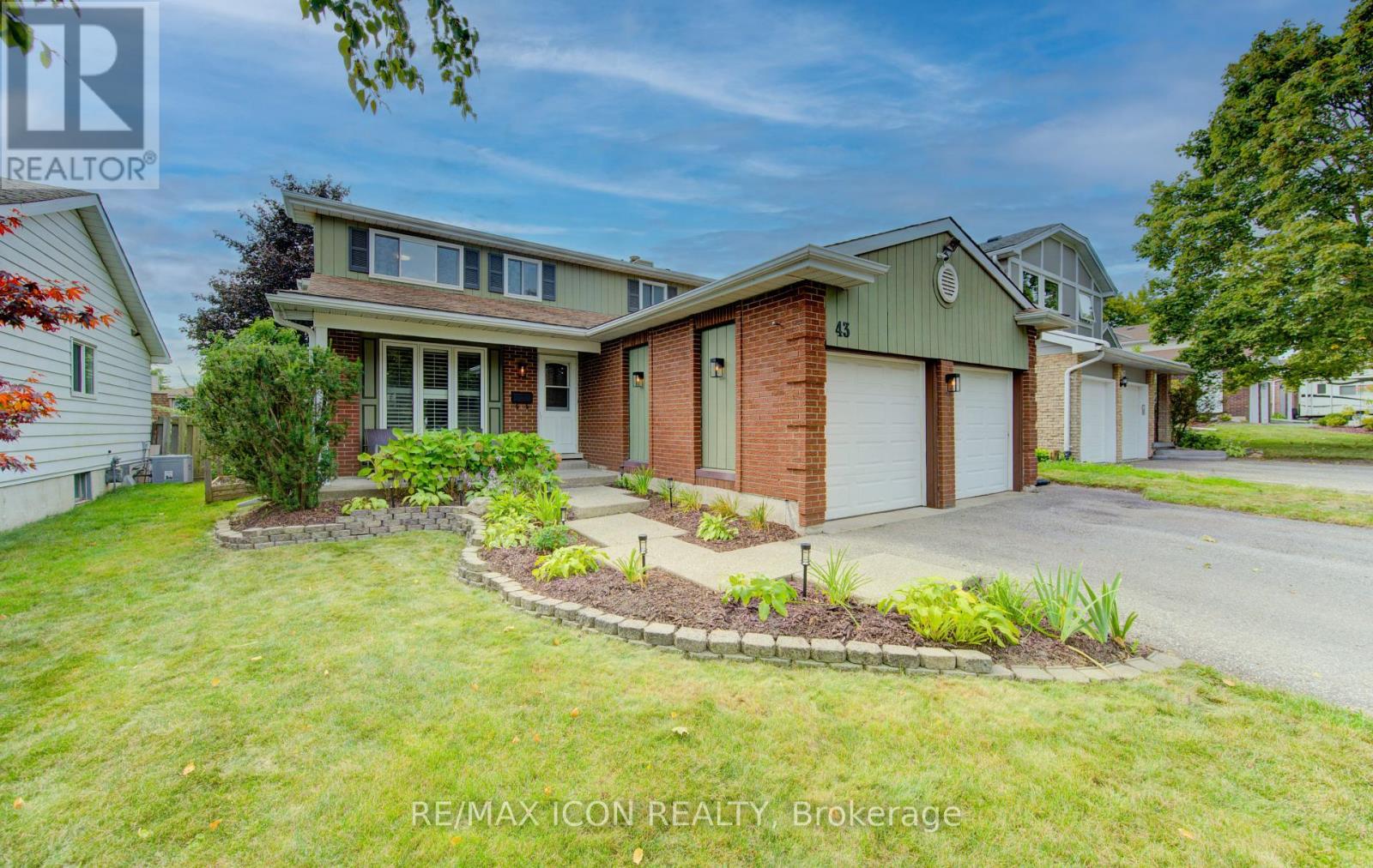 MLS® listing #28851991 for sale located at 43 WINDING WAY