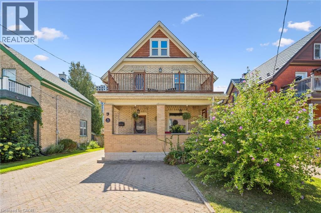 MLS® listing #28853428 for sale located at 233 DUKE Street E