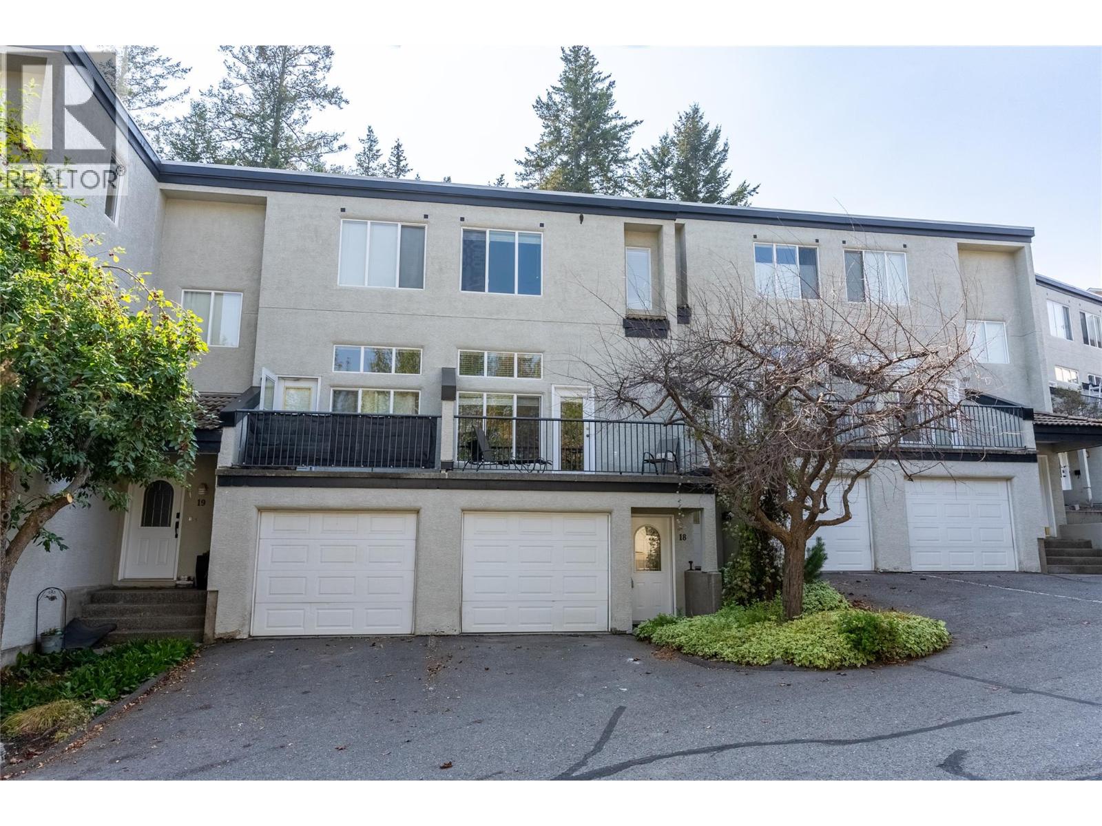 MLS® listing #28855660 for sale located at 411 ABERDEEN Drive Unit# 18
