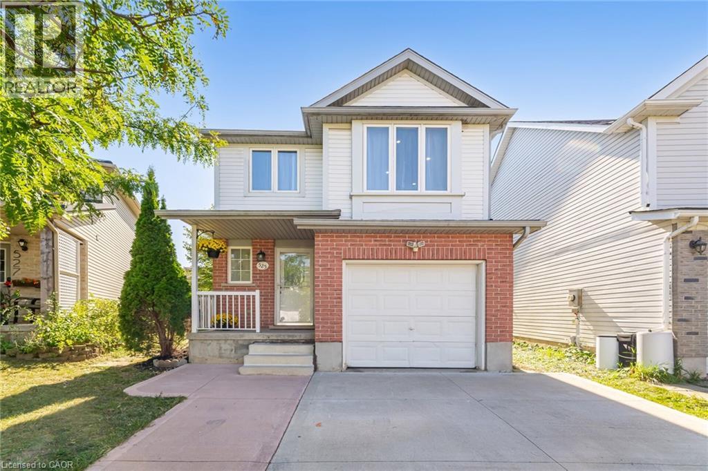 MLS® listing #28855971 for sale located at 525 CHABLIS Drive