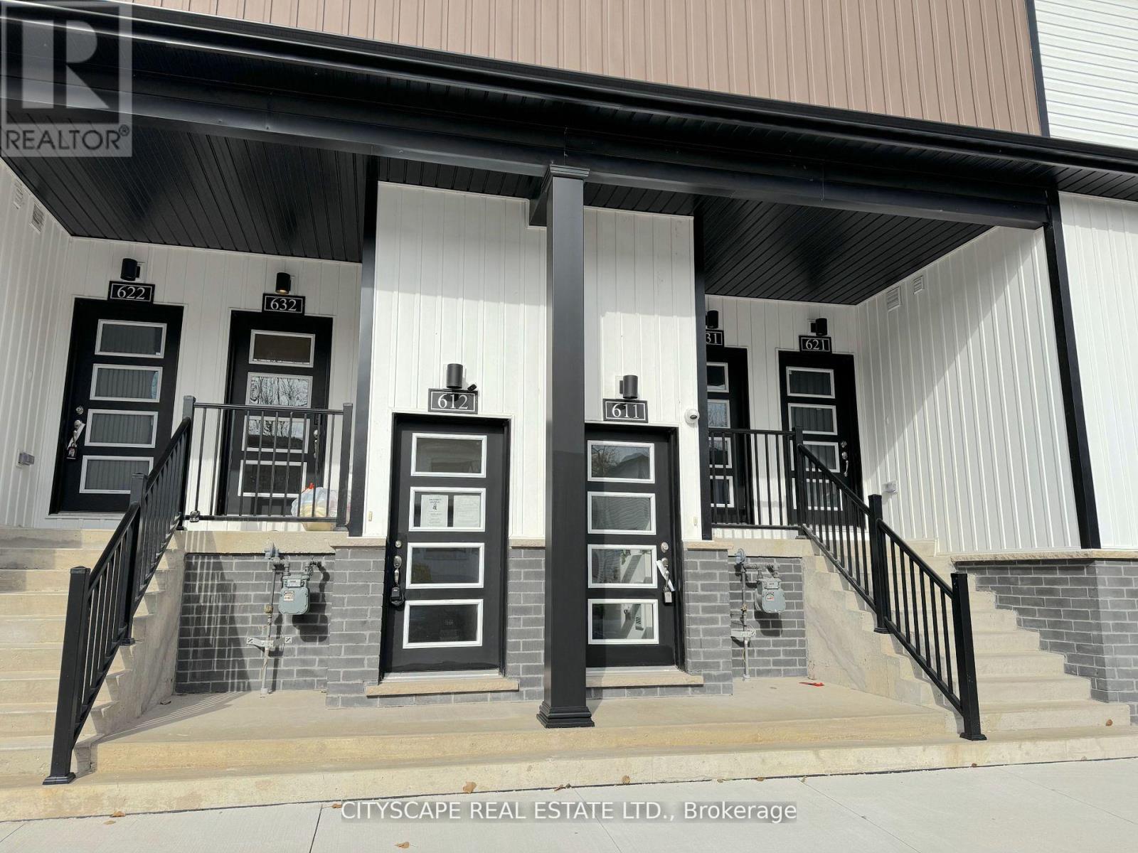 MLS® listing #28860435 for sale located at 612 - 4263 FOURTH AVENUE