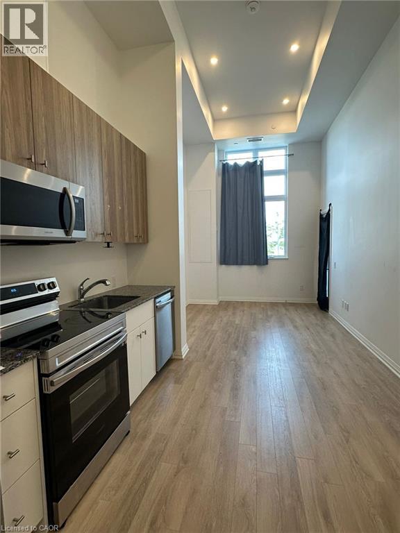 MLS® listing #28861118 for sale located at 101 GOLDEN EAGLE Road Unit# 113