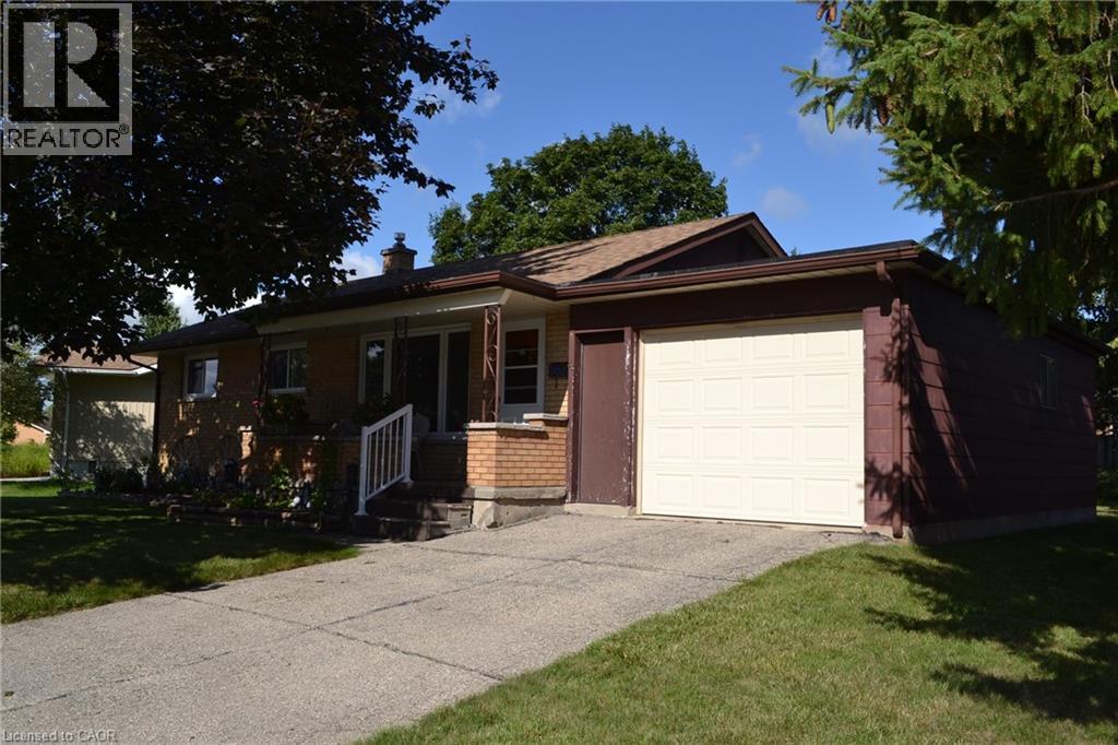 MLS® listing #28861409 for sale located at 4 WEIGEL Avenue